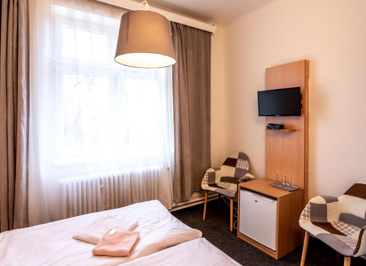 Hotel U Berounky Srbsko Buitenkant foto